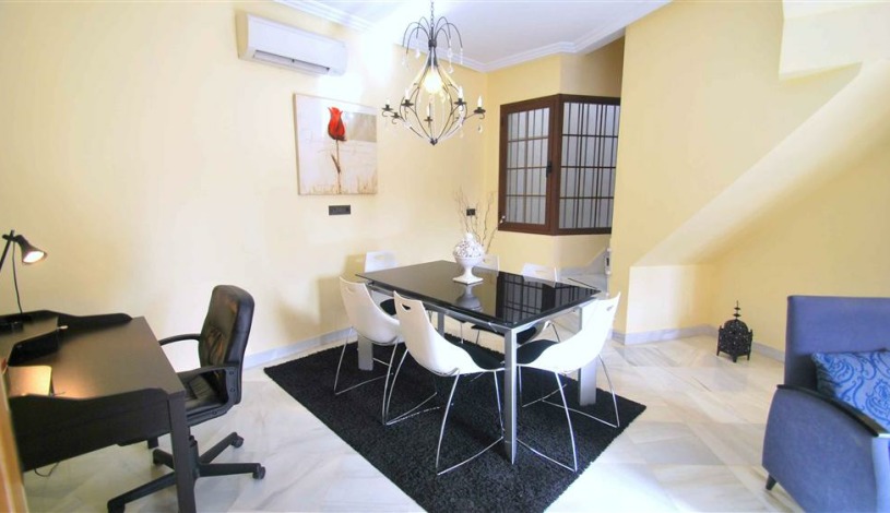 Apartment Calle Lumbreras Sevilla - Apt 28172