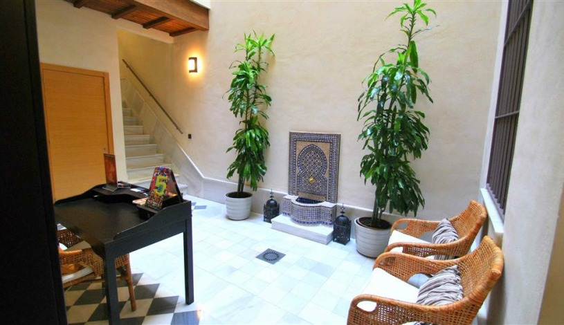 Apartment Calle Lumbreras Sevilla - Apt 28172