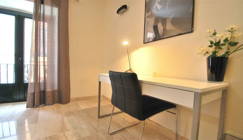 Apartment Calle Santas Patronas Sevilla - Apt 28163