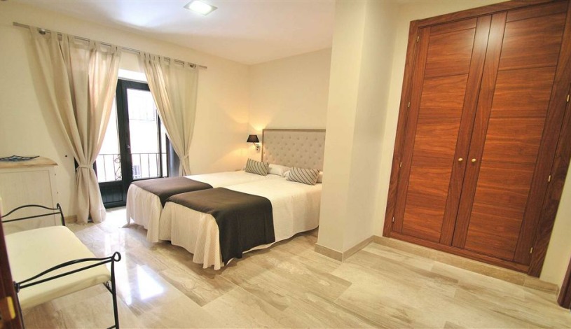 Apartment Calle Santas Patronas Sevilla - Apt 28163