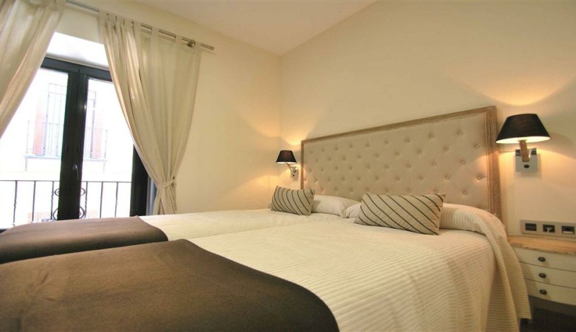 Apartment Calle Santas Patronas Sevilla - Apt 28163