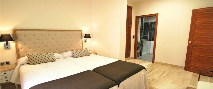 Apartment Calle Santas Patronas Sevilla - Apt 28163