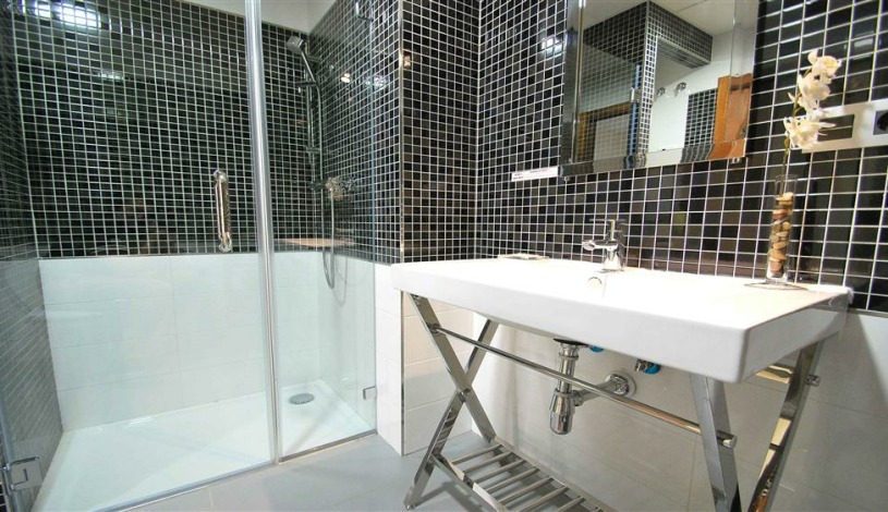 Apartment Calle Santas Patronas Sevilla - Apt 28163