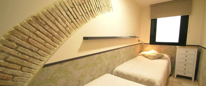 Apartment Calle Santas Patronas Sevilla - Apt 28163