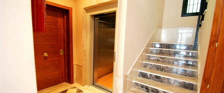 Apartment Calle Santas Patronas Sevilla - Apt 28163