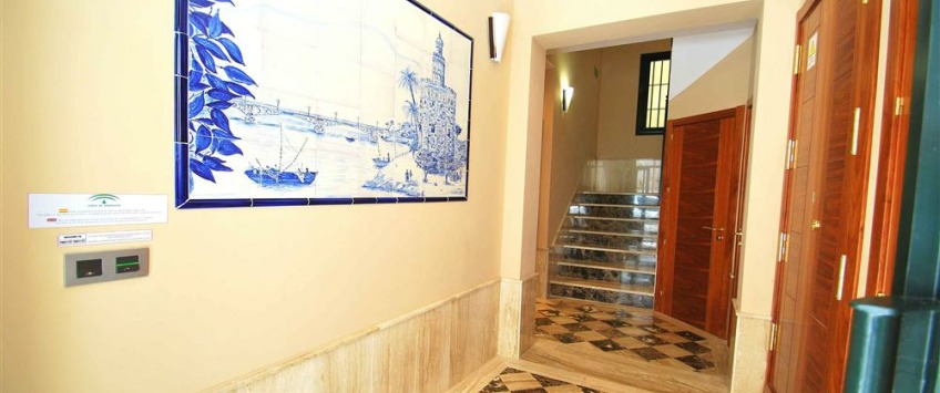 Apartment Calle Santas Patronas Sevilla - Apt 28163