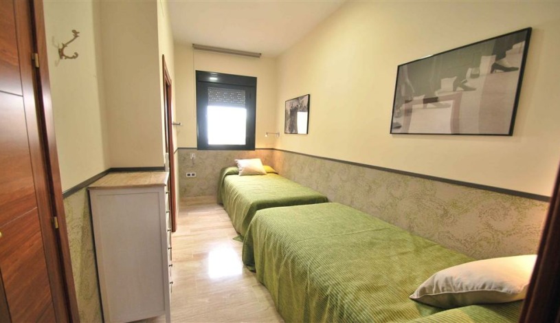 Apartment Calle Santas Patronas Sevilla - Apt 28168