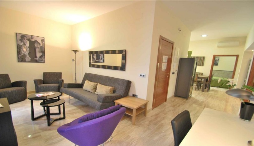 Apartment Calle Santas Patronas Sevilla - Apt 28168