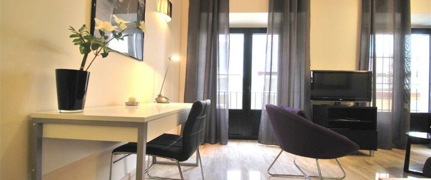 Apartment Calle Santas Patronas Sevilla - Apt 28168