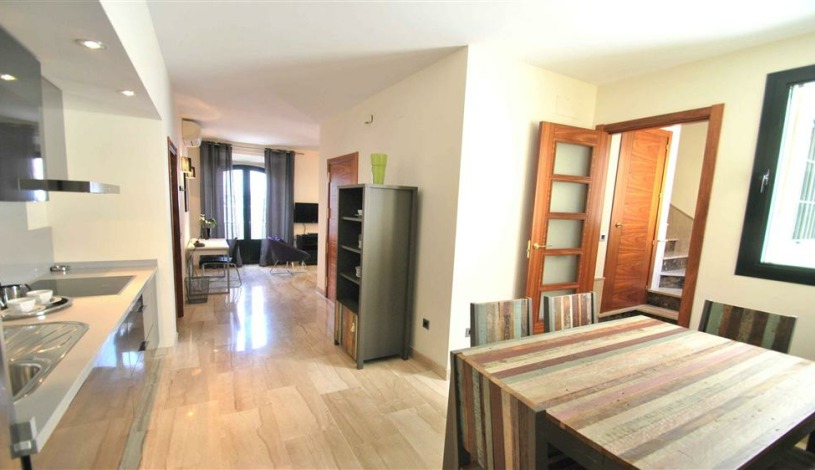 Apartment Calle Santas Patronas Sevilla - Apt 28168