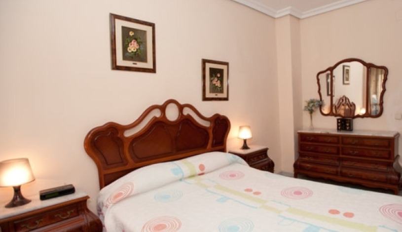 Apartment Calle San Vicente de Paul Sevilla - Apt 24601