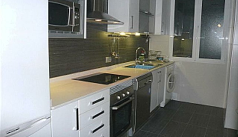 Apartment Calle San Vicente Mártir Valencia - Apt 17923