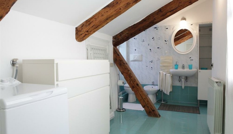 Apartment Campo San Bortolomio Venezia - Apt 41277