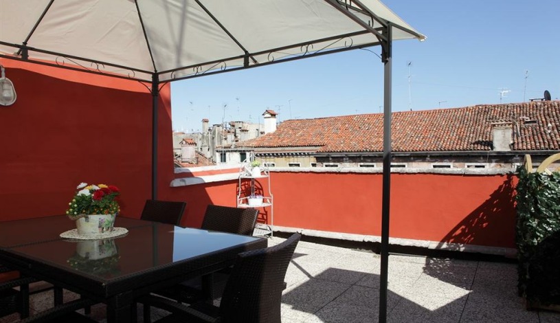 Apartment Campo San Bortolomio Venezia - Apt 41277