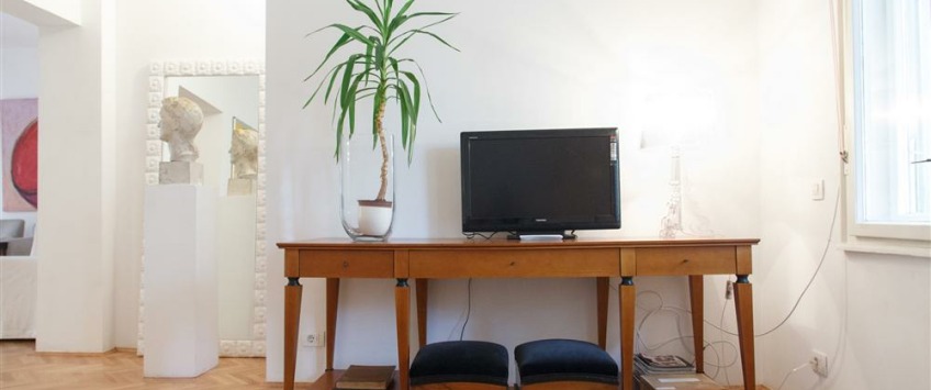 Apartment Cara Dušana 1 2 3 Beograd - Apt 30841