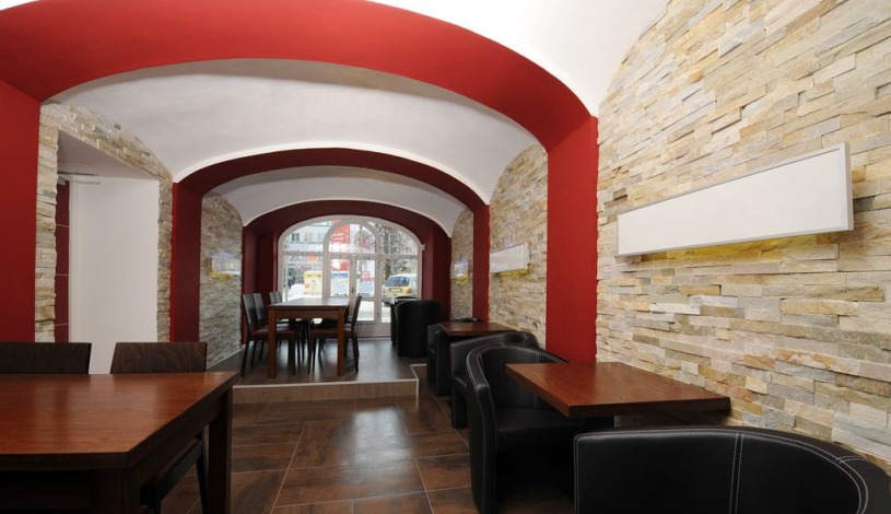 Caramell hotel&cafe Louny