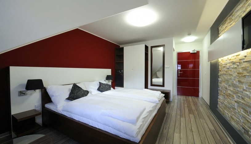 Caramell hotel&cafe Louny