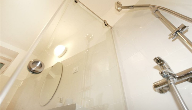 Apartment Cara Uroša 1 Beograd - Apt 40822