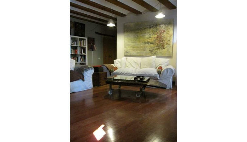 Apartment Carrer de l'Almirall Valencia - Apt 20245