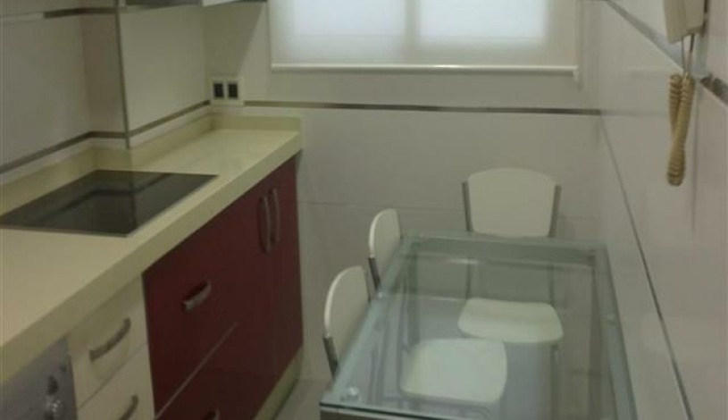 Apartment Carrer del Doctor Josep Juan Dómine Valencia - Apt 23888