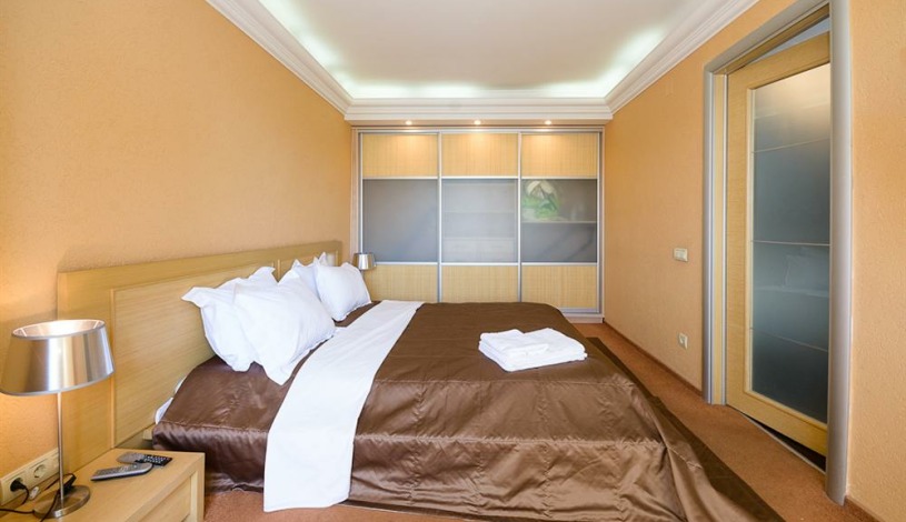 Apartment Chervonoarmiiska Kiev - Apt 31253