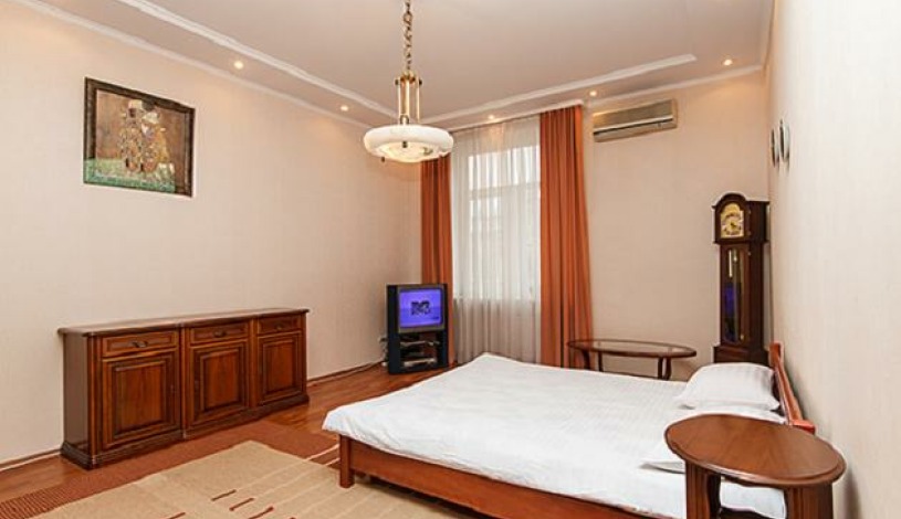 Apartment Chervonoarmiiska Kiev - Apt 32862