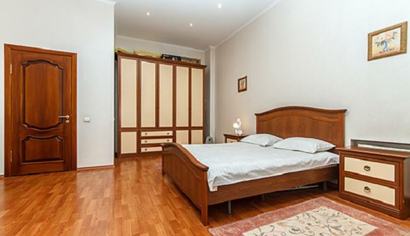 Apartment Chervonoarmiiska Kiev - Apt 32862