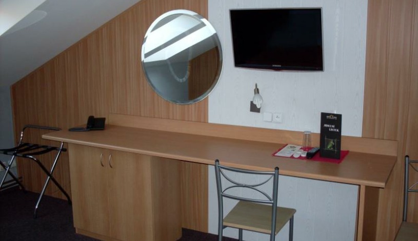 Hotel Slavie Cheb - Dvoulůžkový pokoj Deluxe