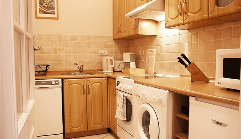 Apartment Chmielna Warszawa - RRR Jadwiga of Angevin (15)