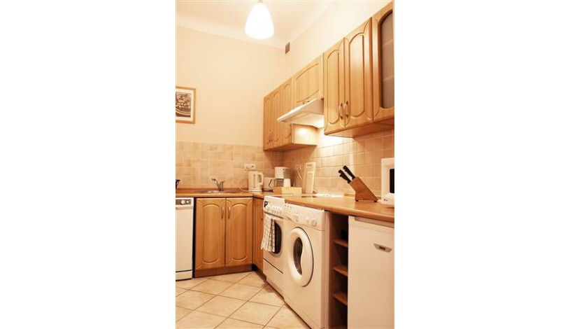 Apartment Chmielna Warszawa - RRR Jadwiga of Angevin (15)