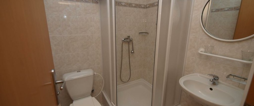 Church Pension Prag - Husuv Dum Praha - Einbettzimmer (Kategorie 1), Zweibettzimmer (Kategorie 1), Dreibettzimmer (Kategorie 1), 2-Schlafzimmer Appartement (4 Personen)