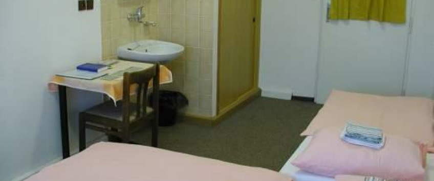 Church Pension Prag - Husuv Dum Praha - Einbettzimmer (Kategorie 3), Zweibettzimmer (Kategorie 3), Dreibettzimmer (Kategorie 3)