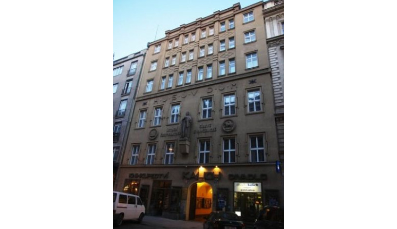 Church Pension Prag - Husuv Dum Praha