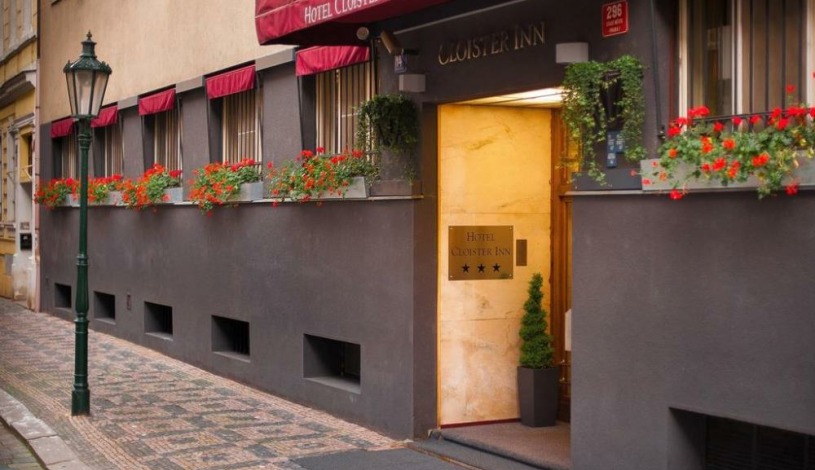 Cloister Inn Hotel  Praha