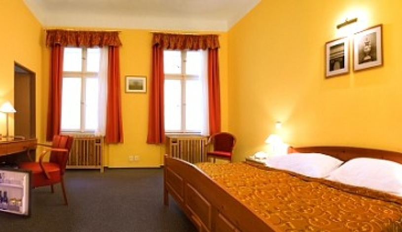 Cloister Inn Hotel  Praha