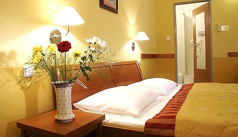 Cloister Inn Hotel  Praha
