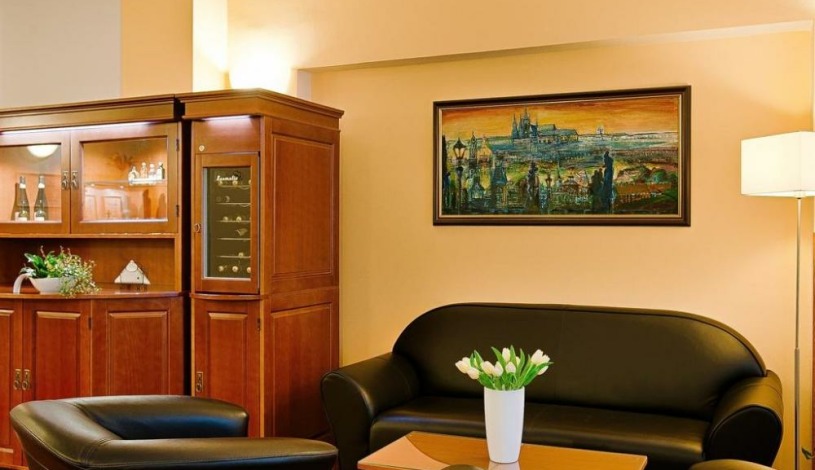 Cloister Inn Hotel  Praha