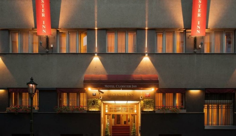 Cloister Inn Hotel  Praha