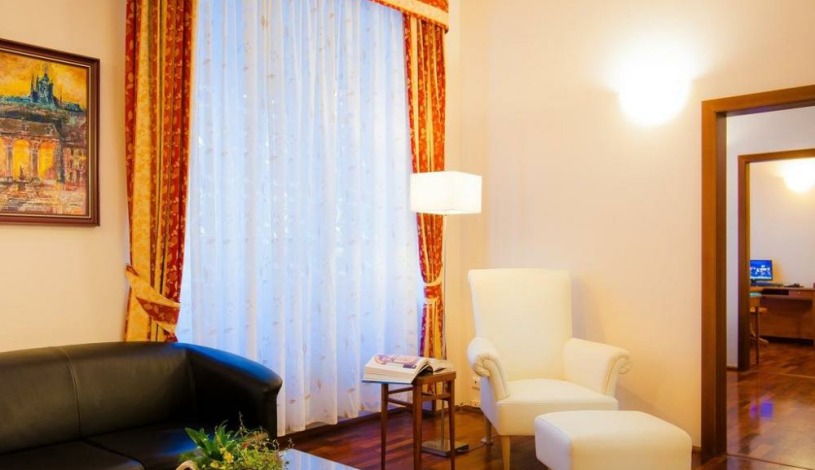 Cloister Inn Hotel  Praha