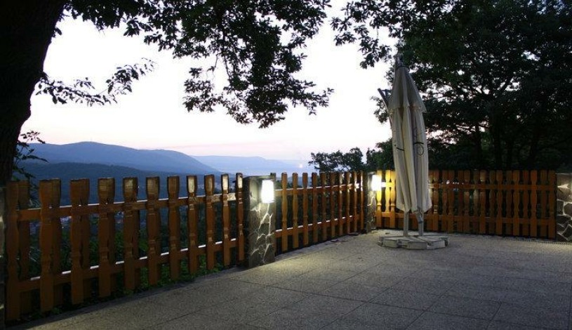 Hotel Partyzán Chomutov