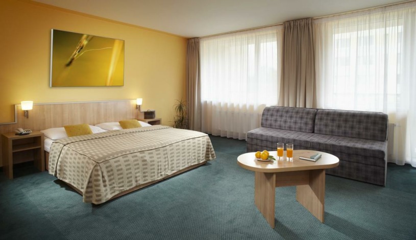 Hotel Fortuna West Praga Praha