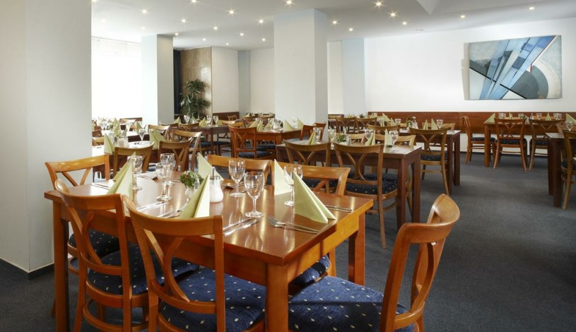 Hotel Fortuna West Praga Praha