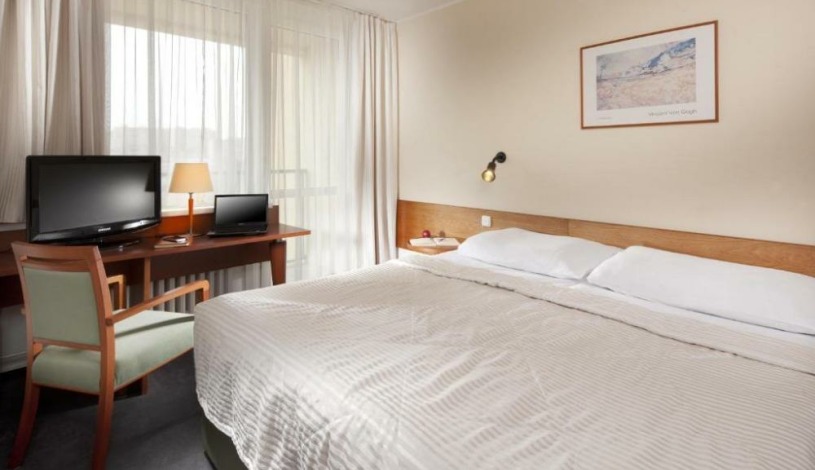 Hotel Fortuna West Praga Praha