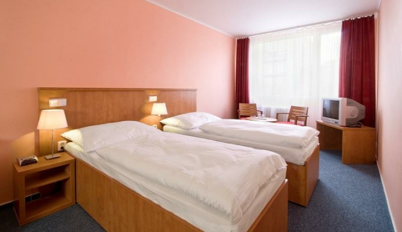 Hotel Fortuna West Praga Praha