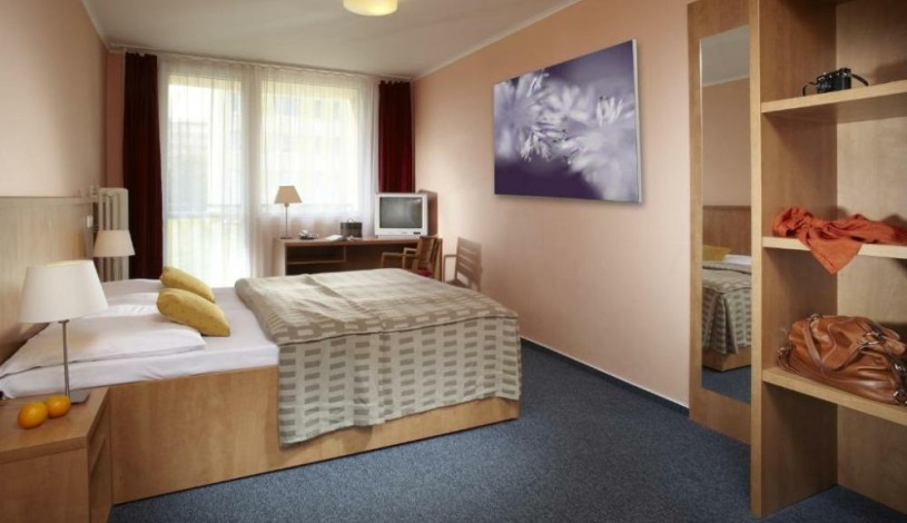 Hotel Fortuna West Praga Praha