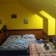 Zweibettzimmer mit eigenem externen Bad - Hostel Cortina Praha