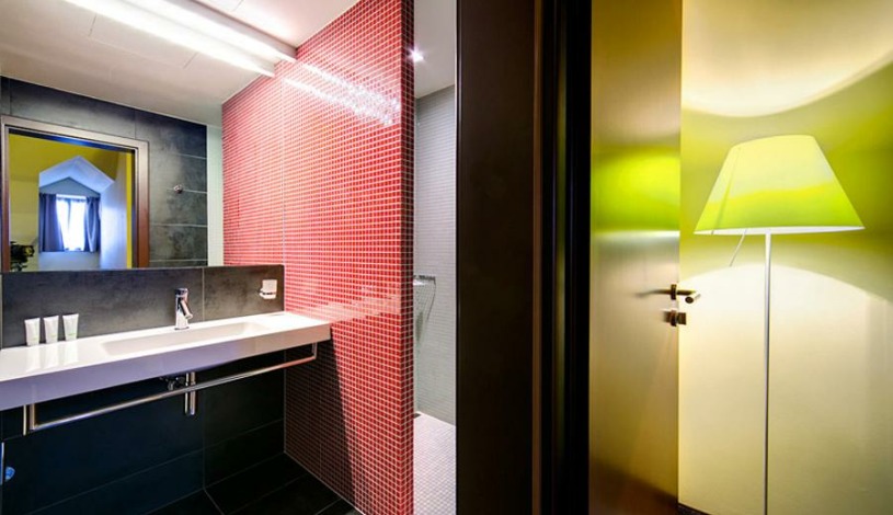 Darwin Hotel Restaurant Praha - Mezonetový apartmán - Neredukovatelná složitost