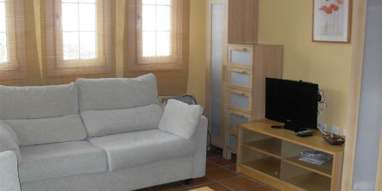 3-bedroom Apartment Granada Sierra Nevada with kitchen for 6 persons