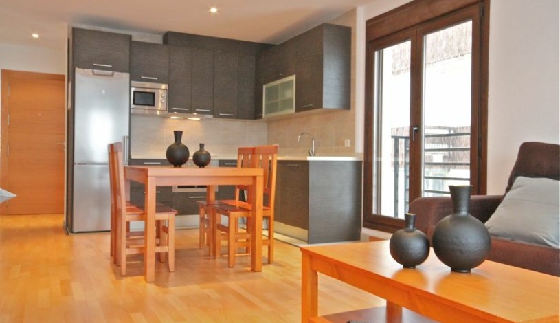 Apartment Deportes José Luis Sáez Granada - Apt 28925