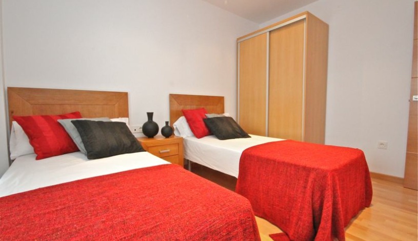 Apartment Deportes José Luis Sáez Granada - Apt 28928